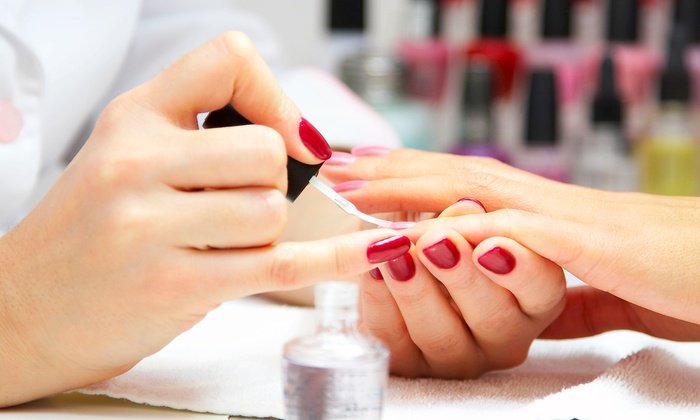 Nail Spa in Aurora ON